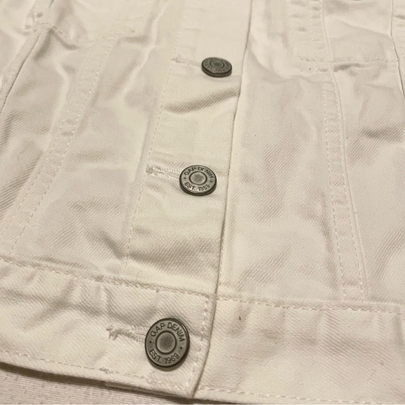 GAP Kids White Denim Jacket Size Medium - Picture 9 of 16
